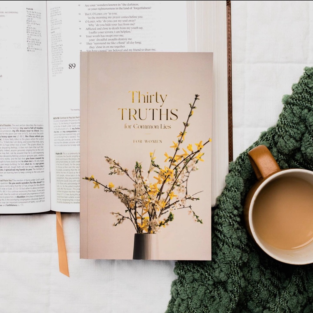 Thirty Truths for Common Lies for Women — Soft Pink Decorative Coffee Table Book